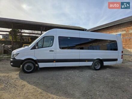 Белый Мерседес Sprinter, объемом двигателя 2.2 л и пробегом 323 тыс. км за 38700 $, фото 1 на Automoto.ua
