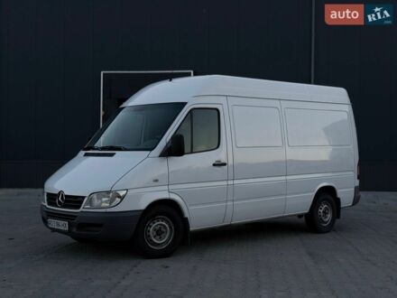 Белый Мерседес Sprinter, объемом двигателя 2.1 л и пробегом 400 тыс. км за 12300 $, фото 1 на Automoto.ua