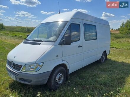 Белый Мерседес Sprinter, объемом двигателя 2.2 л и пробегом 260 тыс. км за 8600 $, фото 1 на Automoto.ua