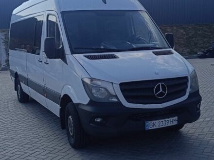 Белый Мерседес Sprinter, объемом двигателя 3 л и пробегом 415 тыс. км за 20000 $, фото 1 на Automoto.ua