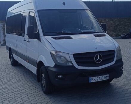 Белый Мерседес Sprinter, объемом двигателя 3 л и пробегом 415 тыс. км за 471 $, фото 1 на Automoto.ua