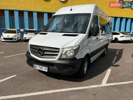 Белый Мерседес Sprinter, объемом двигателя 2.14 л и пробегом 369 тыс. км за 22000 $, фото 1 на Automoto.ua