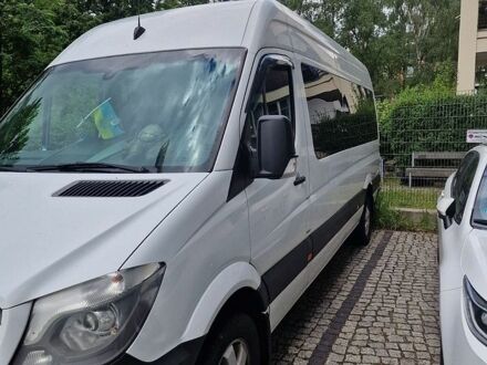 Белый Мерседес Sprinter, объемом двигателя 2.99 л и пробегом 530 тыс. км за 29999 $, фото 1 на Automoto.ua