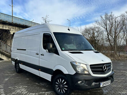 Белый Мерседес Sprinter, объемом двигателя 0 л и пробегом 270 тыс. км за 16500 $, фото 1 на Automoto.ua