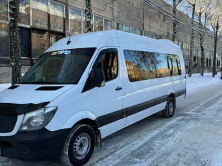 Белый Мерседес Sprinter, объемом двигателя 2.14 л и пробегом 446 тыс. км за 38000 $, фото 1 на Automoto.ua