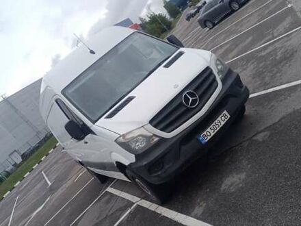 Белый Мерседес Sprinter, объемом двигателя 2.15 л и пробегом 300 тыс. км за 14000 $, фото 1 на Automoto.ua