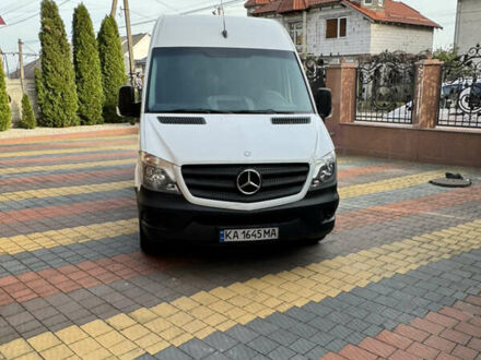 Белый Мерседес Sprinter, объемом двигателя 2.2 л и пробегом 290 тыс. км за 15600 $, фото 1 на Automoto.ua