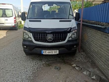 Белый Мерседес Sprinter, объемом двигателя 2.2 л и пробегом 232 тыс. км за 24700 $, фото 1 на Automoto.ua