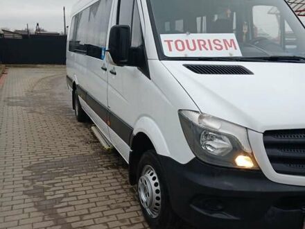 Белый Мерседес Sprinter, объемом двигателя 2.7 л и пробегом 462 тыс. км за 38800 $, фото 1 на Automoto.ua