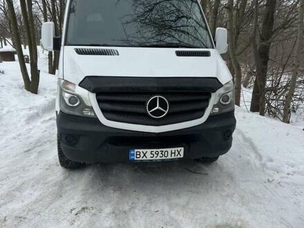 Белый Мерседес Sprinter, объемом двигателя 2.14 л и пробегом 344 тыс. км за 25300 $, фото 1 на Automoto.ua