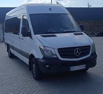 Белый Мерседес Sprinter, объемом двигателя 2.99 л и пробегом 415 тыс. км за 20000 $, фото 1 на Automoto.ua