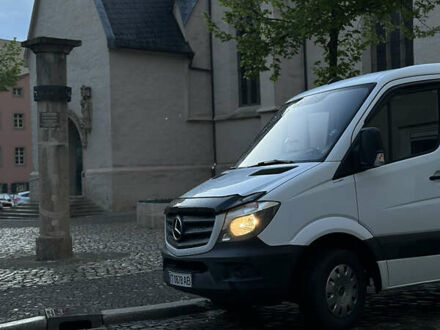 Белый Мерседес Sprinter, объемом двигателя 2.14 л и пробегом 580 тыс. км за 16253 $, фото 1 на Automoto.ua