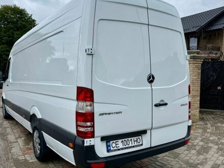 Белый Мерседес Sprinter, объемом двигателя 2.1 л и пробегом 457 тыс. км за 19200 $, фото 1 на Automoto.ua