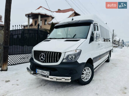 Белый Мерседес Sprinter, объемом двигателя 2.14 л и пробегом 420 тыс. км за 24500 $, фото 1 на Automoto.ua