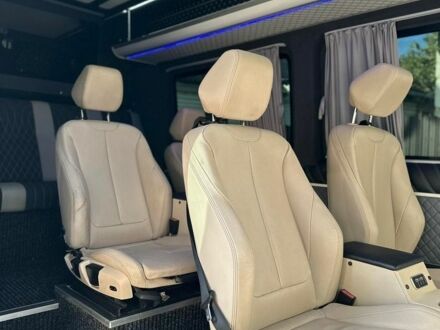 Белый Мерседес Sprinter, объемом двигателя 3 л и пробегом 700 тыс. км за 19500 $, фото 1 на Automoto.ua