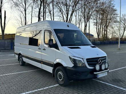 Белый Мерседес Sprinter, объемом двигателя 2.2 л и пробегом 362 тыс. км за 16900 $, фото 1 на Automoto.ua