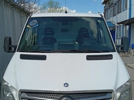 Белый Мерседес Sprinter, объемом двигателя 2.14 л и пробегом 269 тыс. км за 21500 $, фото 1 на Automoto.ua