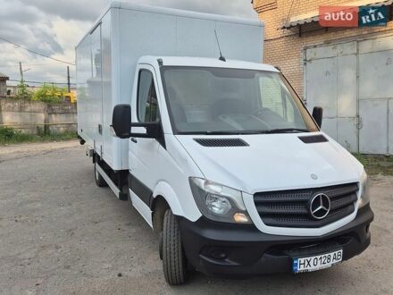 Белый Мерседес Sprinter, объемом двигателя 2.2 л и пробегом 289 тыс. км за 20000 $, фото 1 на Automoto.ua