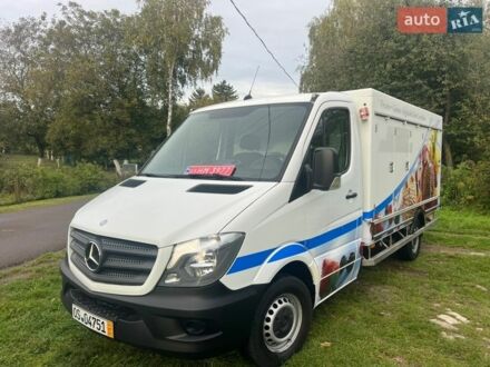 Белый Мерседес Sprinter, объемом двигателя 2.2 л и пробегом 304 тыс. км за 22900 $, фото 1 на Automoto.ua