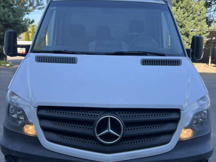 Белый Мерседес Sprinter, объемом двигателя 0 л и пробегом 342 тыс. км за 16900 $, фото 1 на Automoto.ua