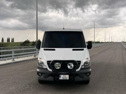Белый Мерседес Sprinter, объемом двигателя 3 л и пробегом 375 тыс. км за 20300 $, фото 1 на Automoto.ua