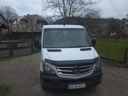 Белый Мерседес Sprinter, объемом двигателя 2.2 л и пробегом 650 тыс. км за 13800 $, фото 1 на Automoto.ua