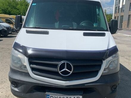 Белый Мерседес Sprinter, объемом двигателя 2.1 л и пробегом 584 тыс. км за 16200 $, фото 1 на Automoto.ua