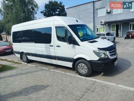 Белый Мерседес Sprinter, объемом двигателя 3.22 л и пробегом 450 тыс. км за 20000 $, фото 1 на Automoto.ua