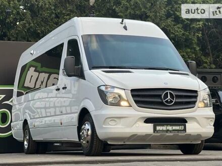 Белый Мерседес Sprinter, объемом двигателя 3 л и пробегом 5 тыс. км за 99000 $, фото 1 на Automoto.ua