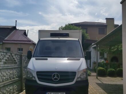 Белый Мерседес Sprinter, объемом двигателя 2.1 л и пробегом 163 тыс. км за 16000 $, фото 1 на Automoto.ua