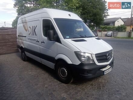 Белый Мерседес Sprinter, объемом двигателя 2.14 л и пробегом 320 тыс. км за 14700 $, фото 1 на Automoto.ua