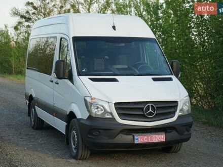 Белый Мерседес Sprinter, объемом двигателя 2.2 л и пробегом 320 тыс. км за 19490 $, фото 1 на Automoto.ua