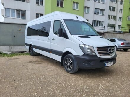Белый Мерседес Sprinter, объемом двигателя 2 л и пробегом 330 тыс. км за 38999 $, фото 1 на Automoto.ua