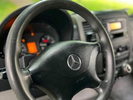 Білий Мерседес Sprinter, об'ємом двигуна 2.2 л та пробігом 335 тис. км за 17700 $, фото 1 на Automoto.ua