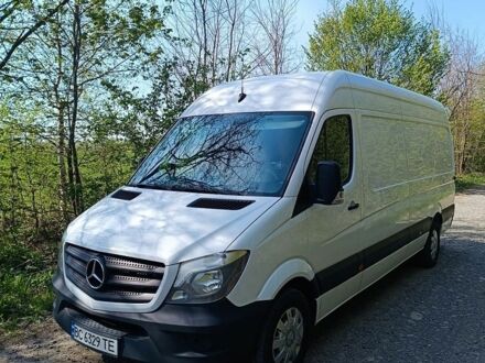 Белый Мерседес Sprinter, объемом двигателя 2.1 л и пробегом 288 тыс. км за 18800 $, фото 1 на Automoto.ua