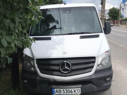 Білий Мерседес Sprinter, об'ємом двигуна 2.1 л та пробігом 200 тис. км за 16500 $, фото 1 на Automoto.ua