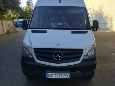 Белый Мерседес Sprinter, объемом двигателя 2.14 л и пробегом 490 тыс. км за 11000 $, фото 1 на Automoto.ua