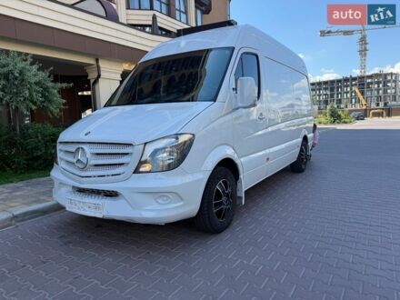 Белый Мерседес Sprinter, объемом двигателя 2.14 л и пробегом 300 тыс. км за 18500 $, фото 1 на Automoto.ua