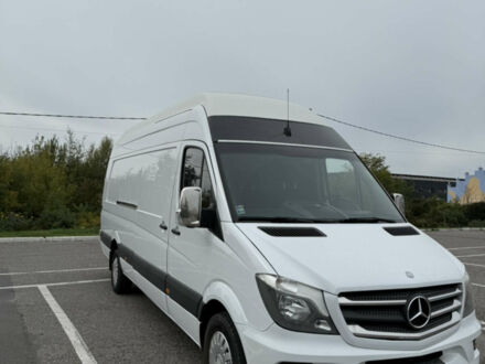 Белый Мерседес Sprinter, объемом двигателя 2.1 л и пробегом 335 тыс. км за 24000 $, фото 1 на Automoto.ua