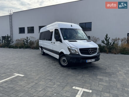 Белый Мерседес Sprinter, объемом двигателя 2.14 л и пробегом 227 тыс. км за 29000 $, фото 1 на Automoto.ua