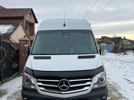 Белый Мерседес Sprinter, объемом двигателя 2.99 л и пробегом 315 тыс. км за 34101 $, фото 1 на Automoto.ua