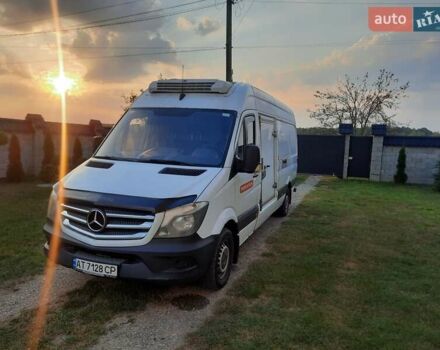 Белый Мерседес Sprinter, объемом двигателя 2.2 л и пробегом 300 тыс. км за 16000 $, фото 1 на Automoto.ua