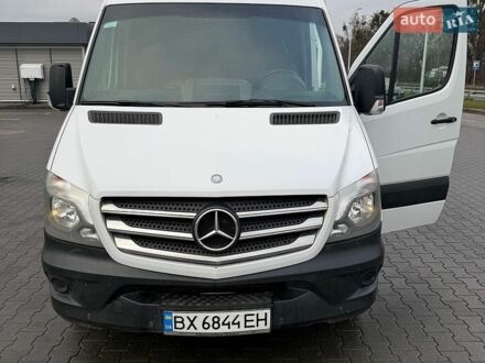 Белый Мерседес Sprinter, объемом двигателя 2.2 л и пробегом 233 тыс. км за 16500 $, фото 1 на Automoto.ua