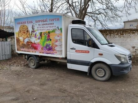 Білий Мерседес Sprinter, об'ємом двигуна 2.1 л та пробігом 250 тис. км за 394 $, фото 1 на Automoto.ua