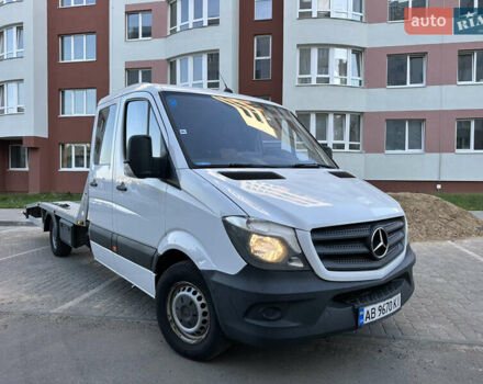 Белый Мерседес Sprinter, объемом двигателя 2.2 л и пробегом 419 тыс. км за 22999 $, фото 1 на Automoto.ua