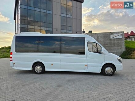 Белый Мерседес Sprinter, объемом двигателя 3 л и пробегом 497 тыс. км за 43500 $, фото 1 на Automoto.ua