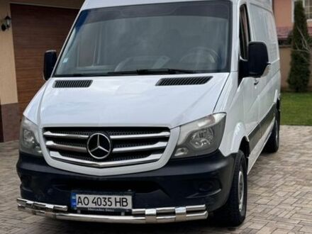 Белый Мерседес Sprinter, объемом двигателя 2.2 л и пробегом 329 тыс. км за 15900 $, фото 1 на Automoto.ua