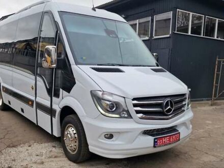 Белый Мерседес Sprinter, объемом двигателя 3 л и пробегом 340 тыс. км за 59900 $, фото 1 на Automoto.ua