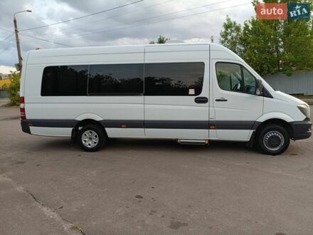 Белый Мерседес Sprinter, объемом двигателя 2.2 л и пробегом 620 тыс. км за 33800 $, фото 1 на Automoto.ua