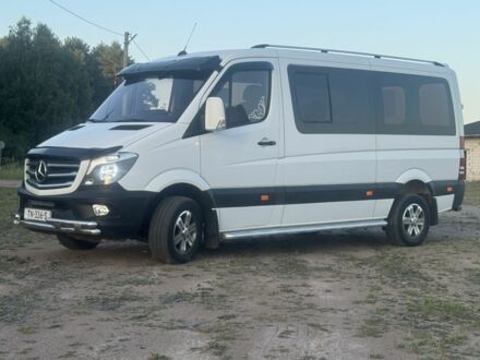 Білий Мерседес Sprinter, об'ємом двигуна 2.2 л та пробігом 381 тис. км за 16700 $, фото 1 на Automoto.ua